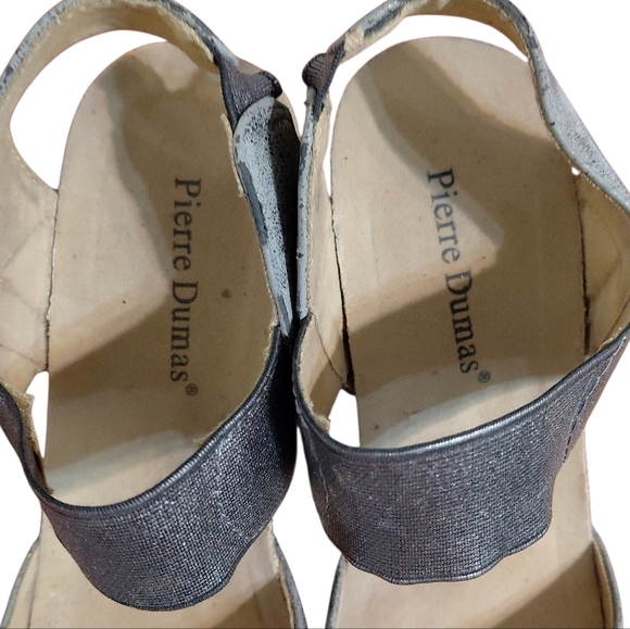 Pierre Dumas Enya Metallic Silver Leathrr Wedge Sandals Size 8 M - Picture 4 of 10